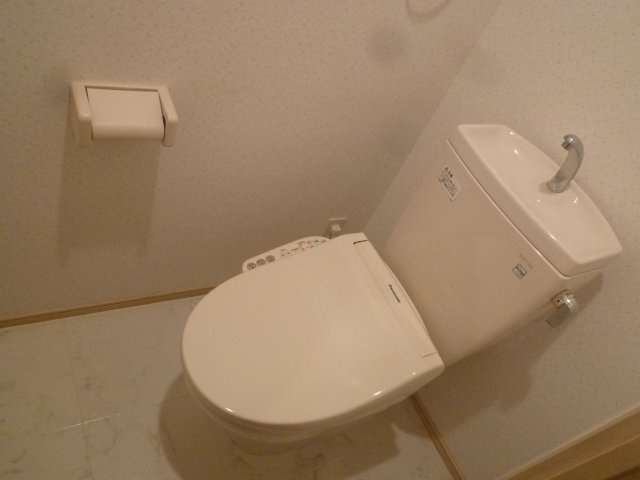 エトゥール博多駅前のトイレ|エトゥール博多駅前（2LDK）　トイレ