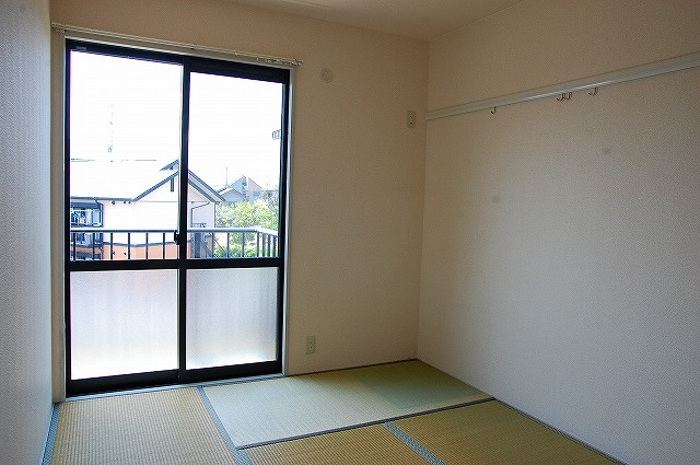 タモサーチＣの和室