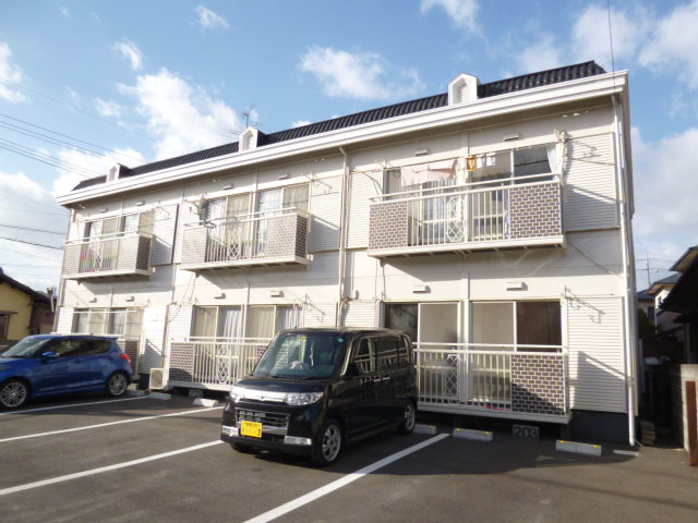 倉敷市中庄のアパートの外観