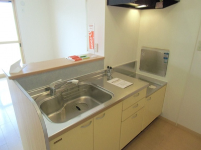 【キッチン】 | プロスパーリヨA棟 | 人気のカウンターキッチン