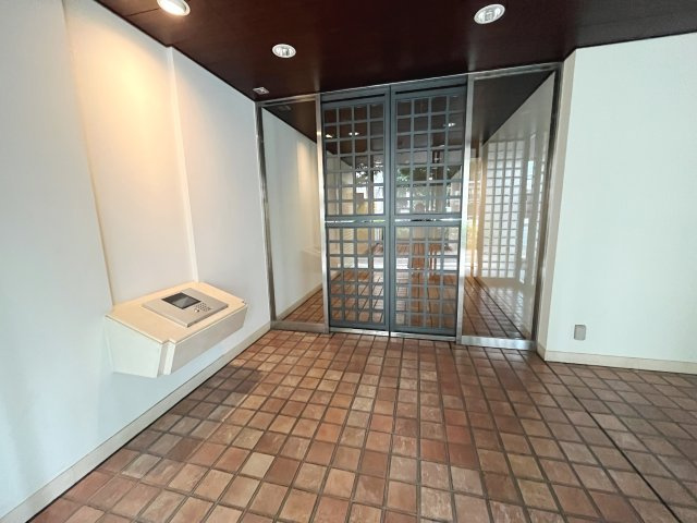 本郷真砂パークハウス弐番館のエントランス|エントランス