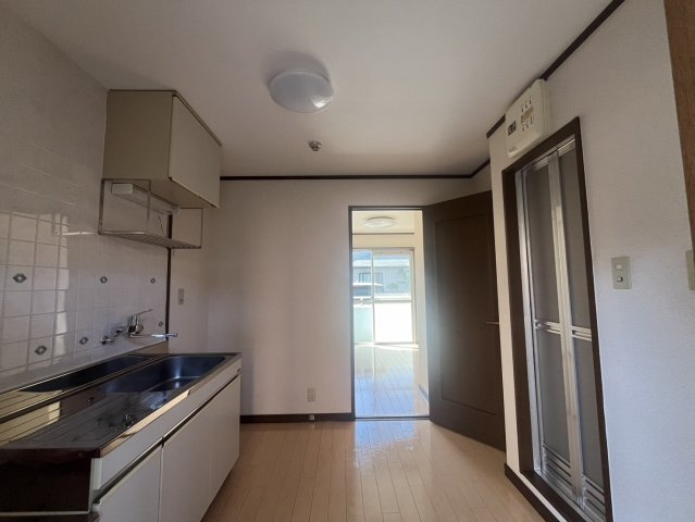 【内装】 | サニーコート岡大西