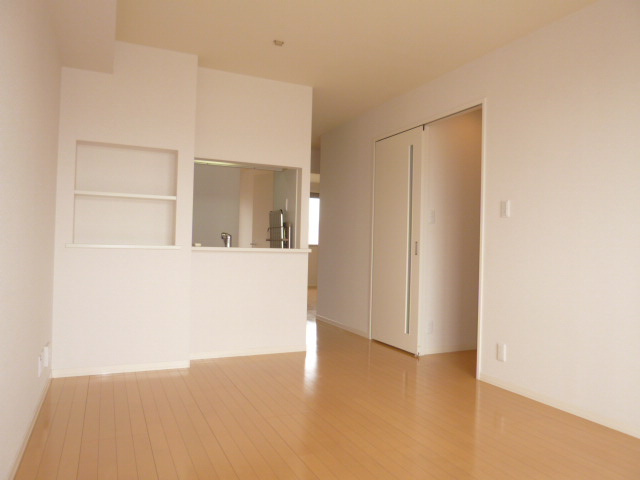 カーサ・ヴィアソーレＡの居間・リビング