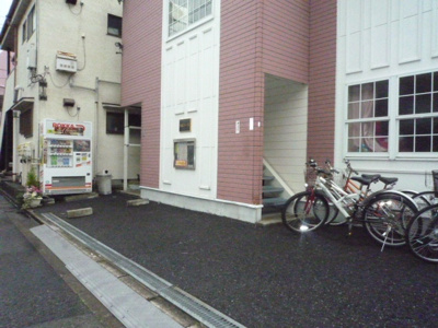 【駐車場】 | 竹林コテージⅡ | 竹林コテージⅡ　駐車場