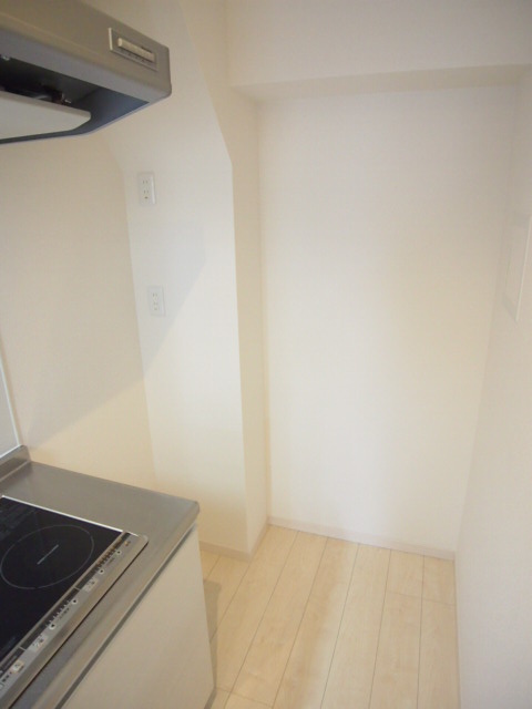 リブリ・エイリアスの内装