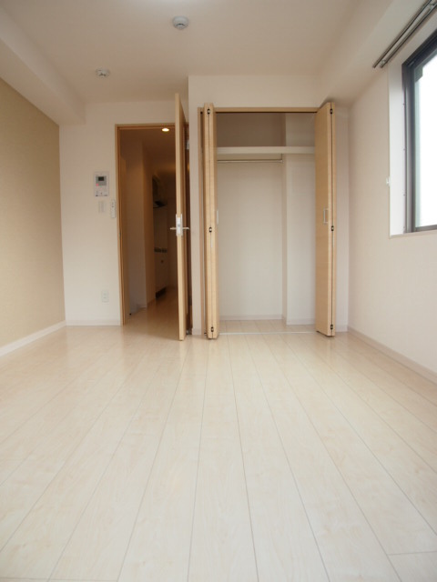 リブリ・エイリアスの居間・リビング