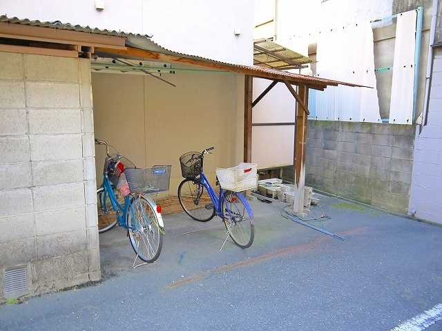 ニュー芝ハイツのその他共用部分|自転車置き場です