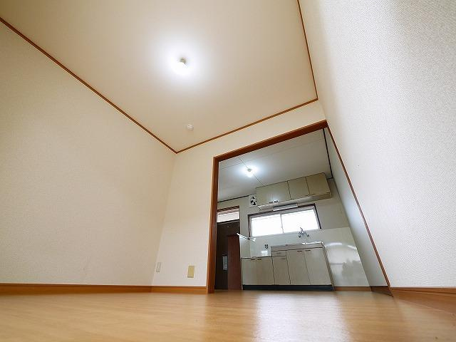 ニュー芝ハイツの内装|使いやすいリビングです