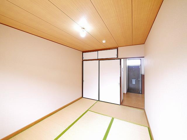 ニュー芝ハイツの和室|和室、ちょっとしたくつろぎスペースにいかがでしょうか