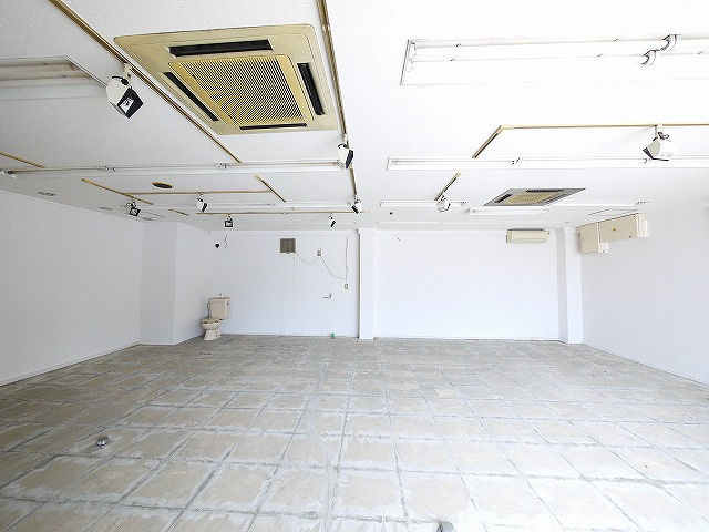 いまかビルの内装