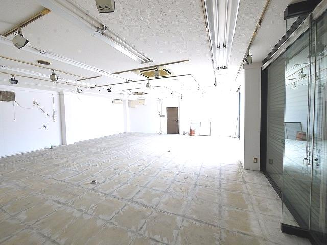 いまかビルの内装