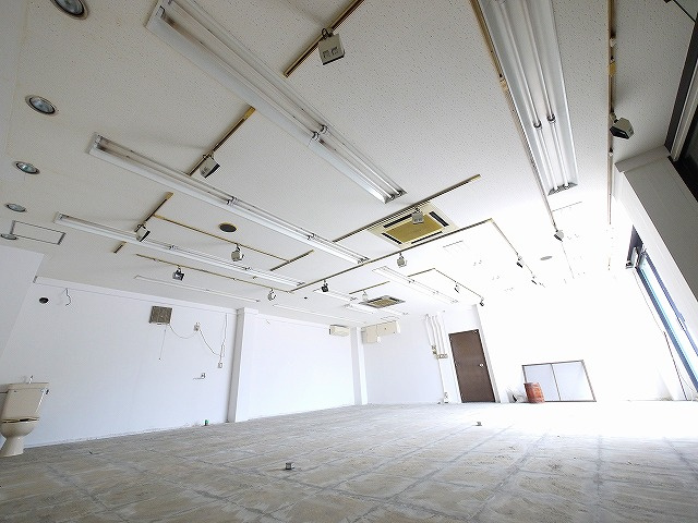 いまかビルの内装