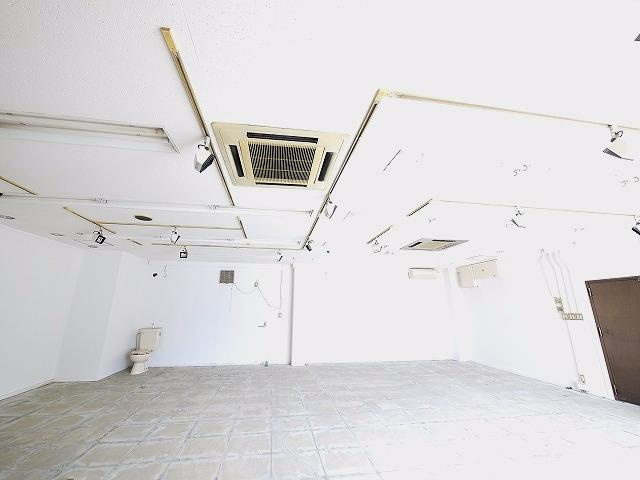 いまかビルの内装