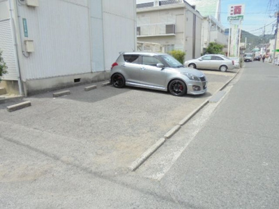 【駐車場】 | ファミール泉　Ａ