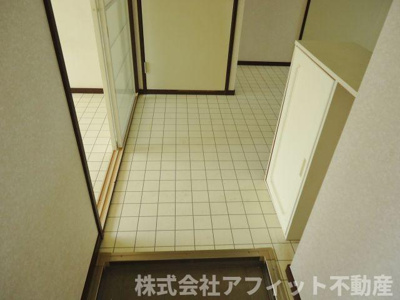 【玄関】 | ファミール泉　Ａ | 玄関