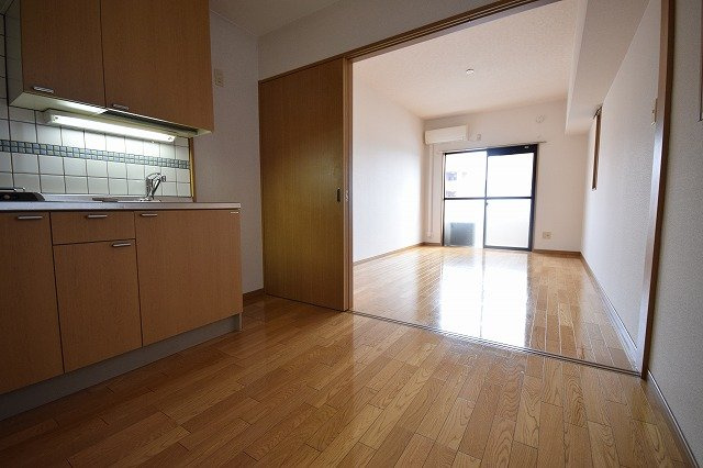 キーファ大濠の洋室