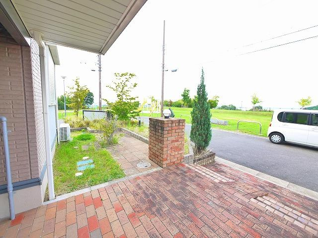 グリーンヒル州見台のエントランス|毎日通るエントランスはこのようになっています