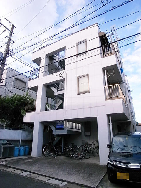 川崎市高津区坂戸3丁目のマンションの画像