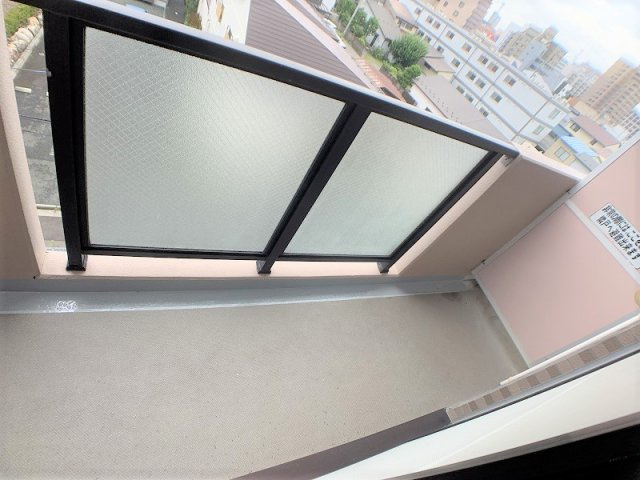 プラザ本町イーストのバルコニー