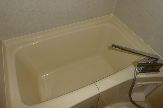 コニファーガーデン１の浴室