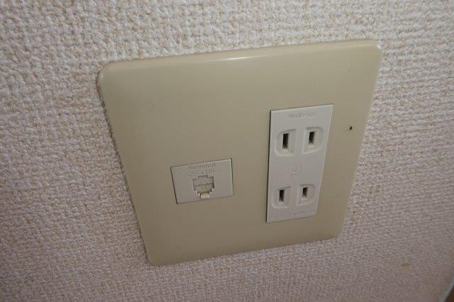 コニファーガーデン１の設備|電話モジュラー