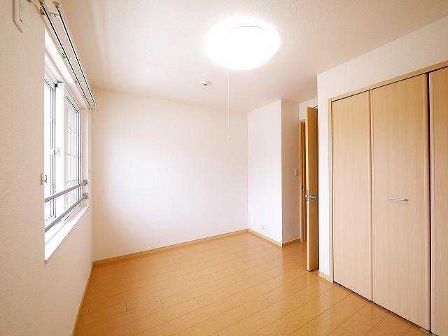 ジェルメ中山Ａの洋室|コンパクトで使いやすい洋室です