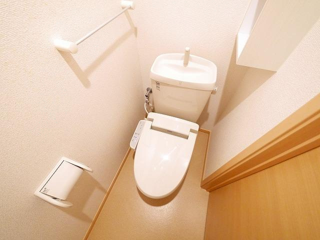 ジェルメ中山Ａの洗面所|忙しい朝には欠かせない洗面所です