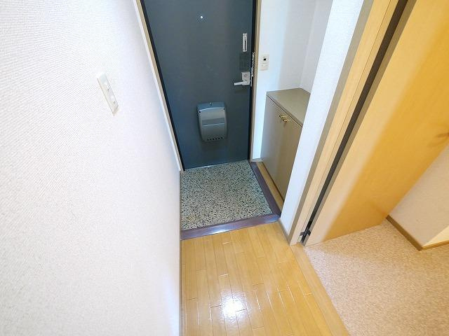 エントピア梅美　B棟の玄関