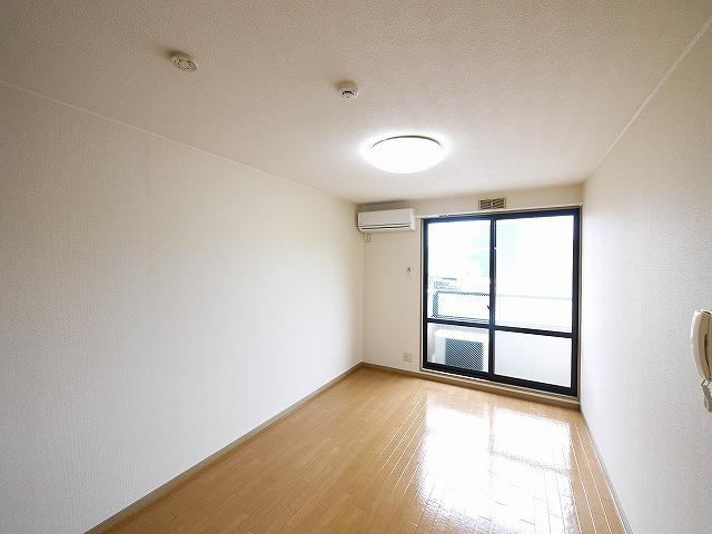 エントピア梅美　B棟のキッチン