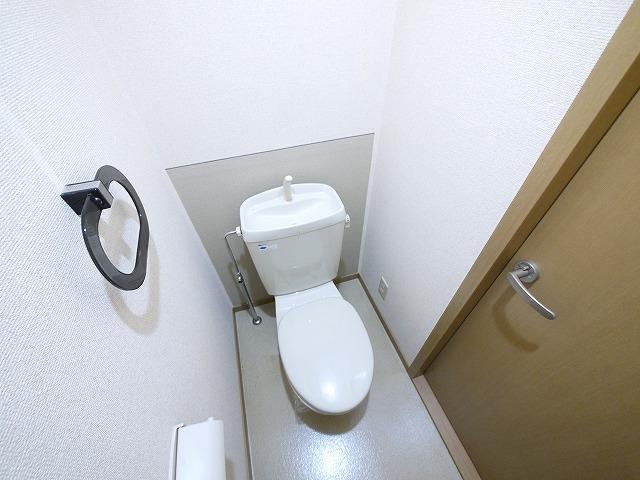 エントピア梅美　B棟のトイレ