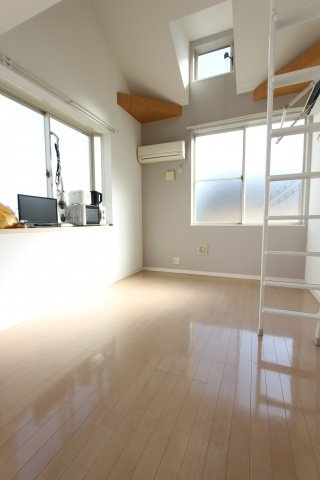 エコルステージ東白楽の居間・リビング