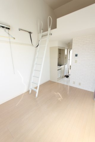 エコルステージ東白楽の居間・リビング