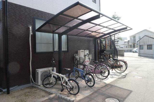 グランディールＡのその他共用部分|自転車置き場