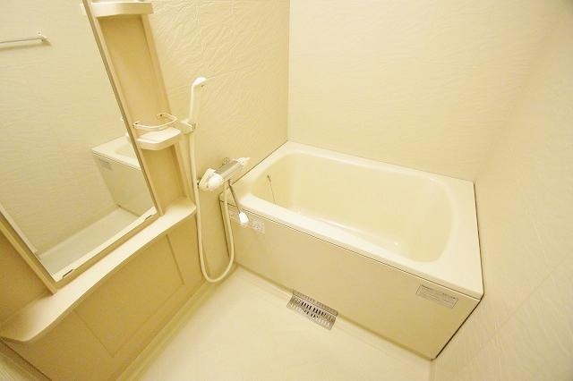 セイスピノスの浴室|セイスピノス（1DK+ロフト）　風呂