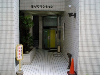 【エントランス】