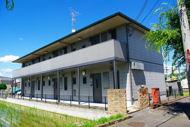 エポナール里の外観|きれいな外観です