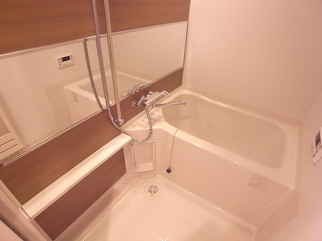 モントーレ　セントラルベイスタイルの浴室|モントーレ　セントラルベイスタイル（1LDK）　風呂