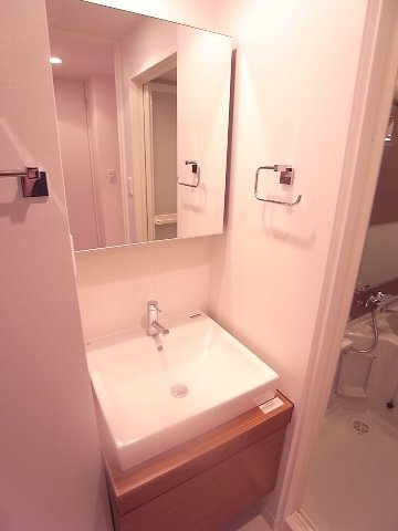 モントーレ　セントラルベイスタイルの洗面所|モントーレ　セントラルベイスタイル（1LDK）　洗面所