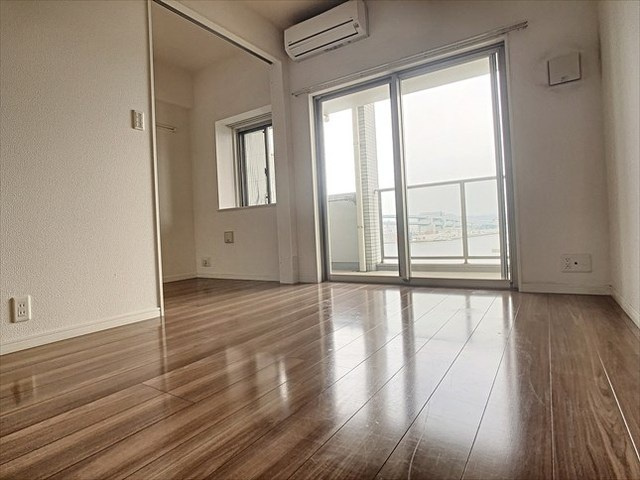 モントーレ　セントラルベイスタイルの居間・リビング|モントーレ　セントラルベイスタイル（1LDK）　リビング