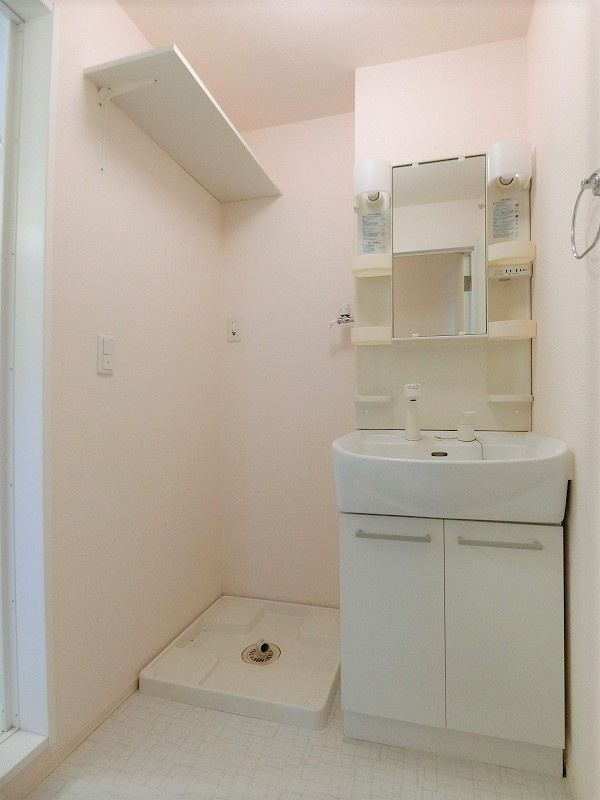 セジュールさくらの独立洗面台