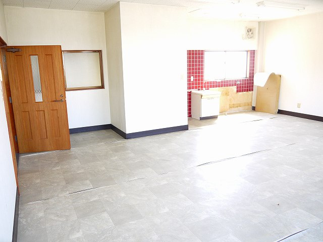 堀内店舗の内装