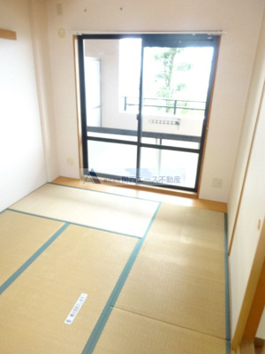  | グランビュー山手｜駅徒歩１分！！バルコニーから大阪平野が一望できます｜