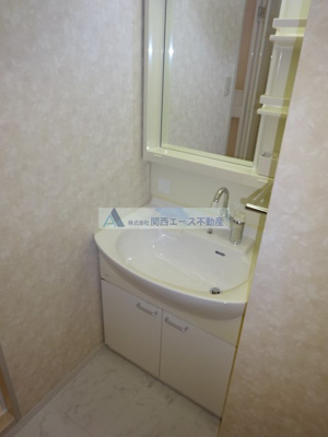 【洗面所】 | グランビュー山手｜駅徒歩１分！！バルコニーから大阪平野が一望できます｜