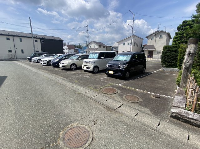 シティハイムストークの駐車場
