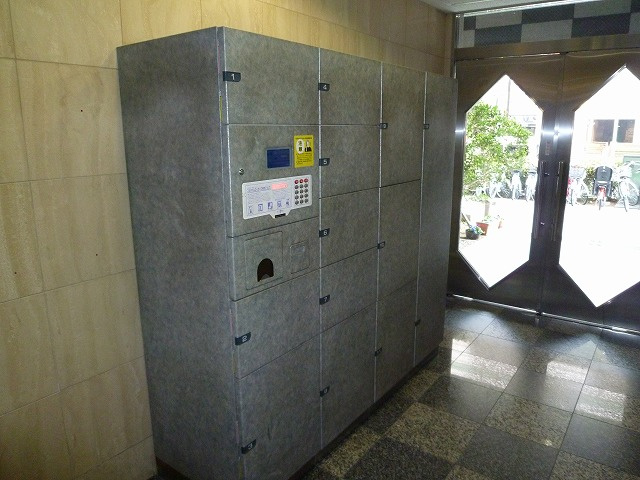 Ｍプラザ難波駅前のエントランス
