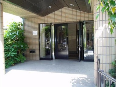 アーバンプラザ今里の玄関