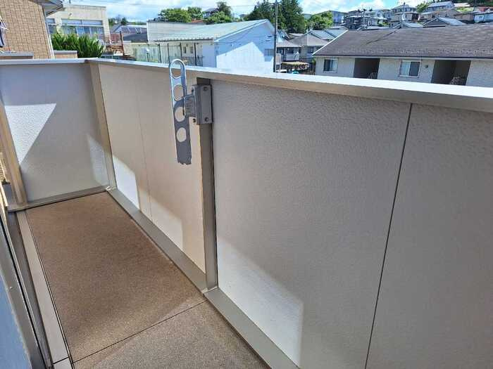 イーストヒルズ高松のバルコニー