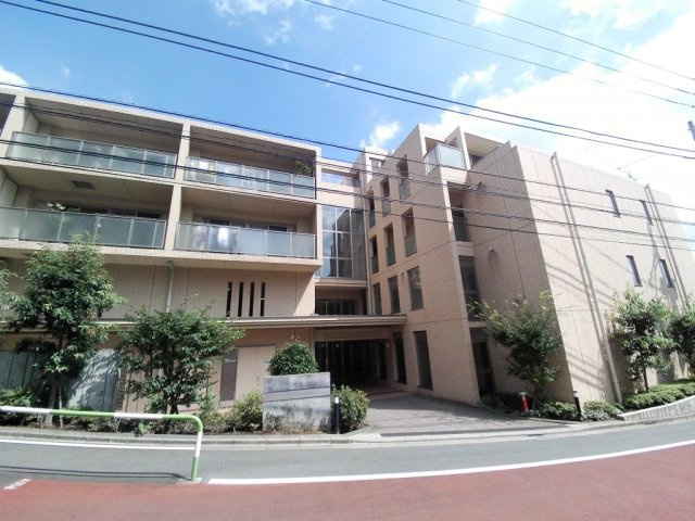 【外観】 | マチュリティ小石川 | 春日の高台に佇むペット可高級低層マンションです。