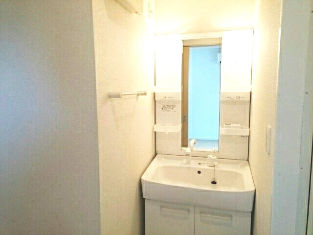 【独立洗面台】 | アン　ソレイエＢ