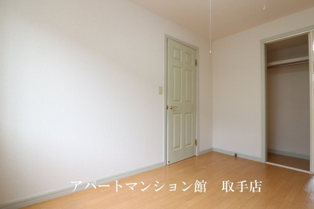 アイビーハイツの寝室